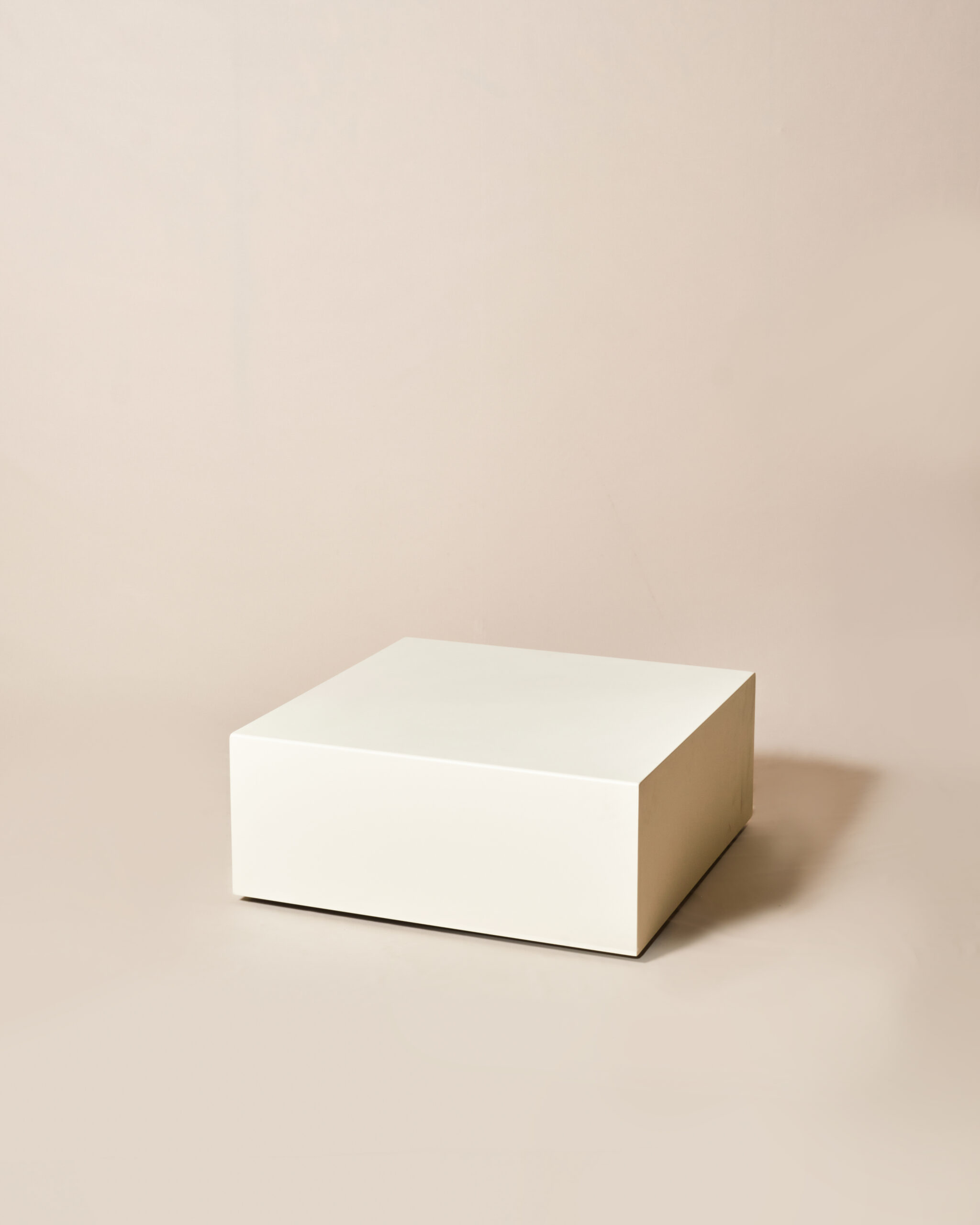 Table basse carré triangle – Image 5